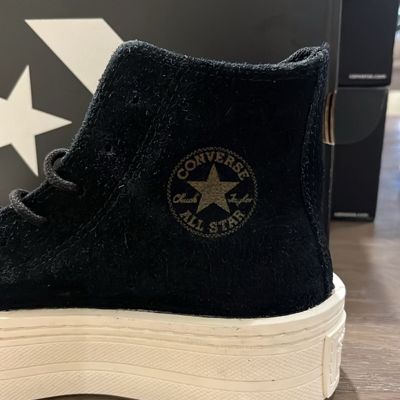 NWT Converse Chuck Taylor All Star Modern Lift Platform Mono Suede - A05285C - Picture 3 of 10